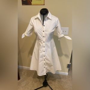Ann Taylor Mid-Sleeve, Flare Fit, Button Shirt Dress. Fully Lined.